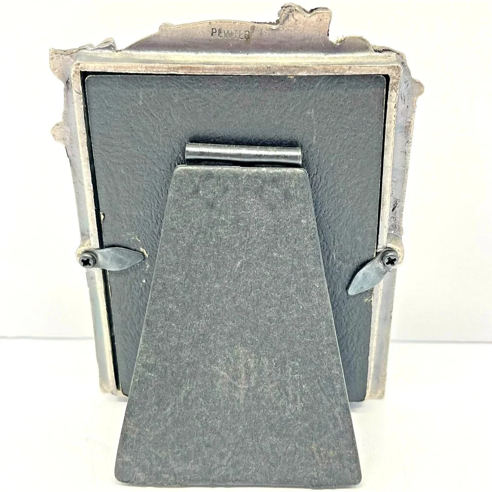 Vintage Pewter Cat & Kitten Picture Frame with Brick and Floral Design - 2.5x3.5